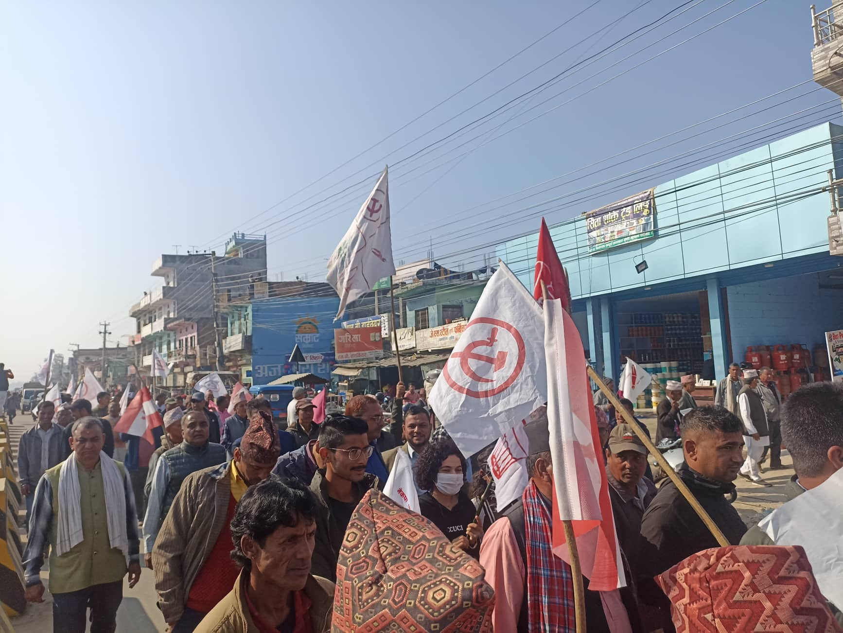 अत्तरिया बजारमा काँग्रेसको घरदैलो  ( तस्बिरमा हेर्नुस् )